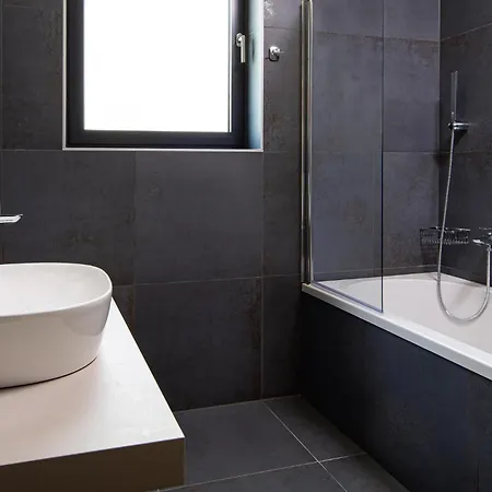 Apartman Cozy Apartment In Malinska With Wifi *