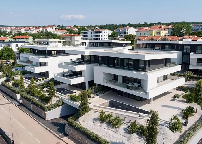 Beautiful Apartment In Malinska *