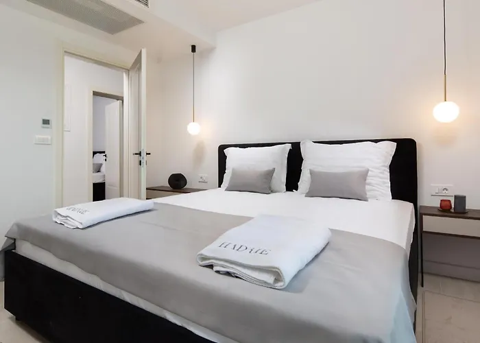 Apartamento Beautiful Apartment In Malinska *