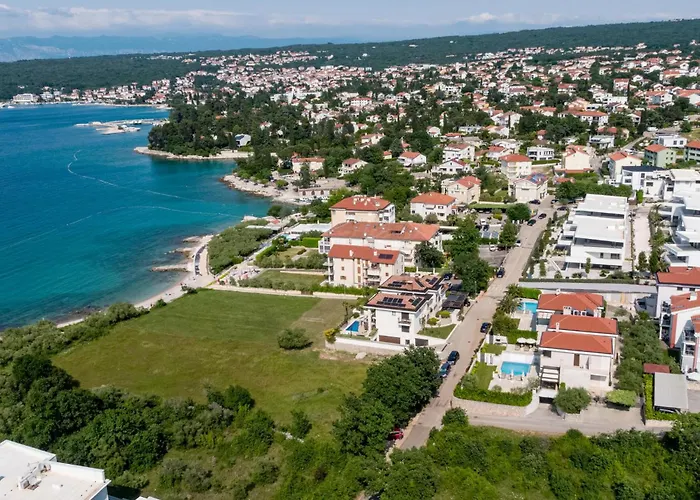 Beautiful Apartment In Malinska