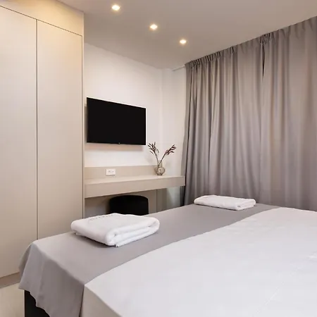 Beautiful Apartment In Malinska Malinska